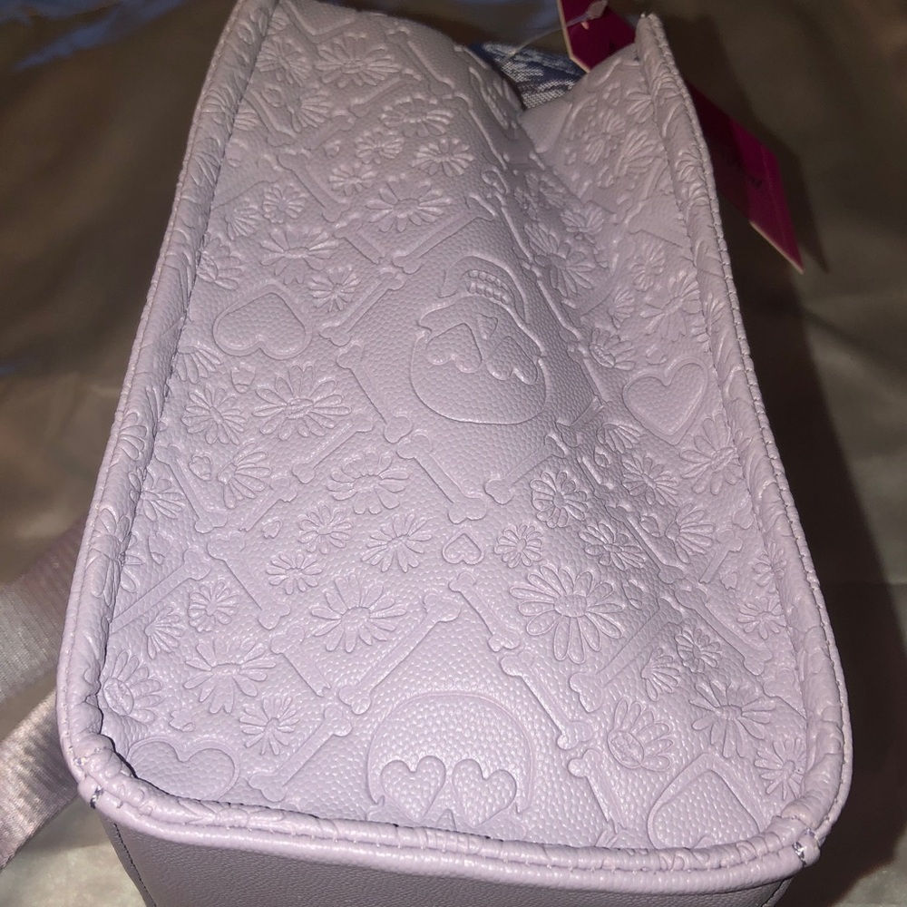 Betsey Johnson XOOLIVE Lilac Embossed Skull Satchel Crossbody Bag Purse NWT - Picture 7 of 15